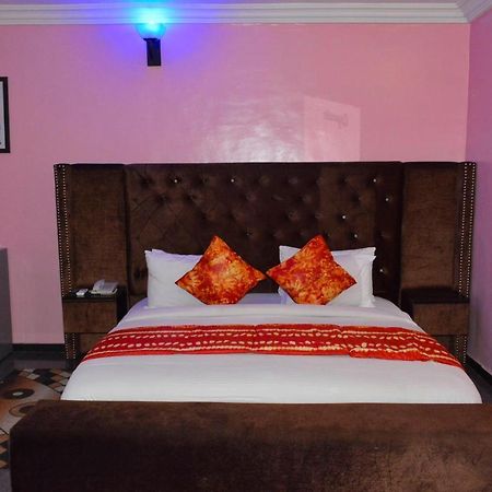 Esporta Suites Lekki Lagos Ngoại thất bức ảnh