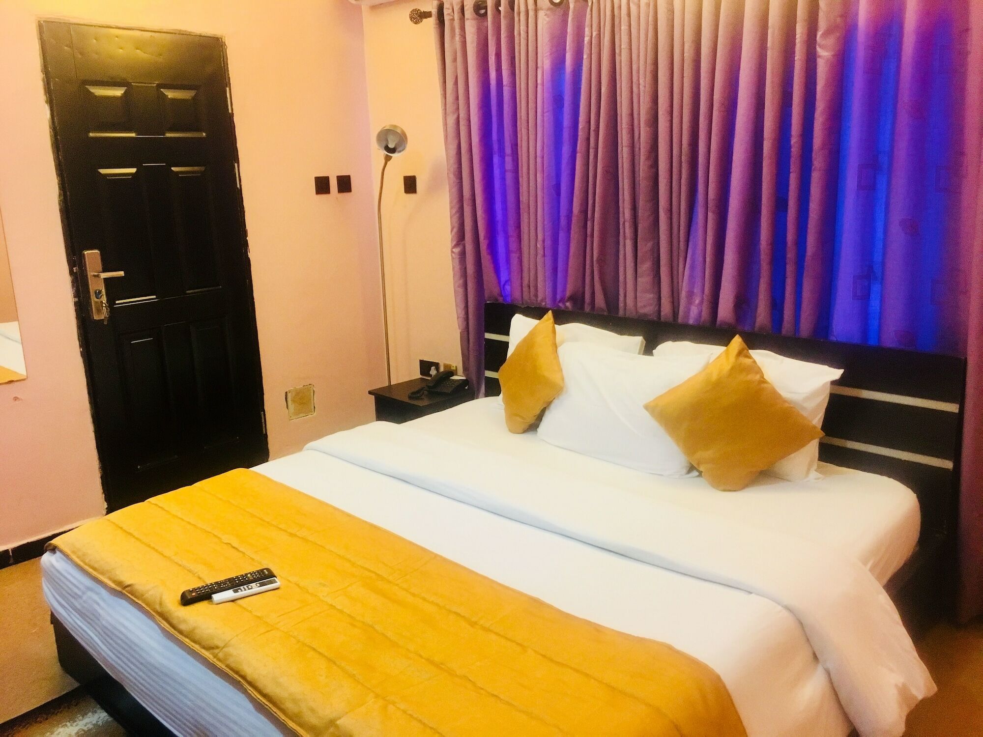 Esporta Suites Lekki Lagos Ngoại thất bức ảnh